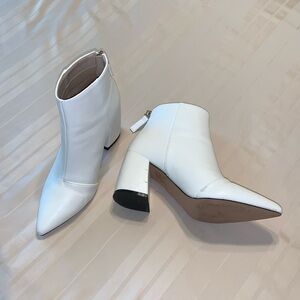 White ankle fashion boot